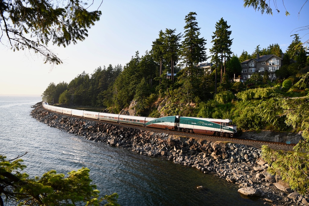 Amtrak Cascades photo